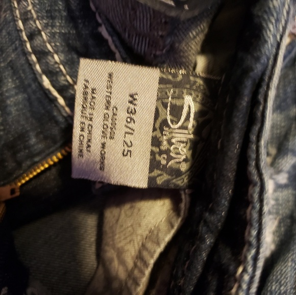 Jeans - Picture 3 of 3